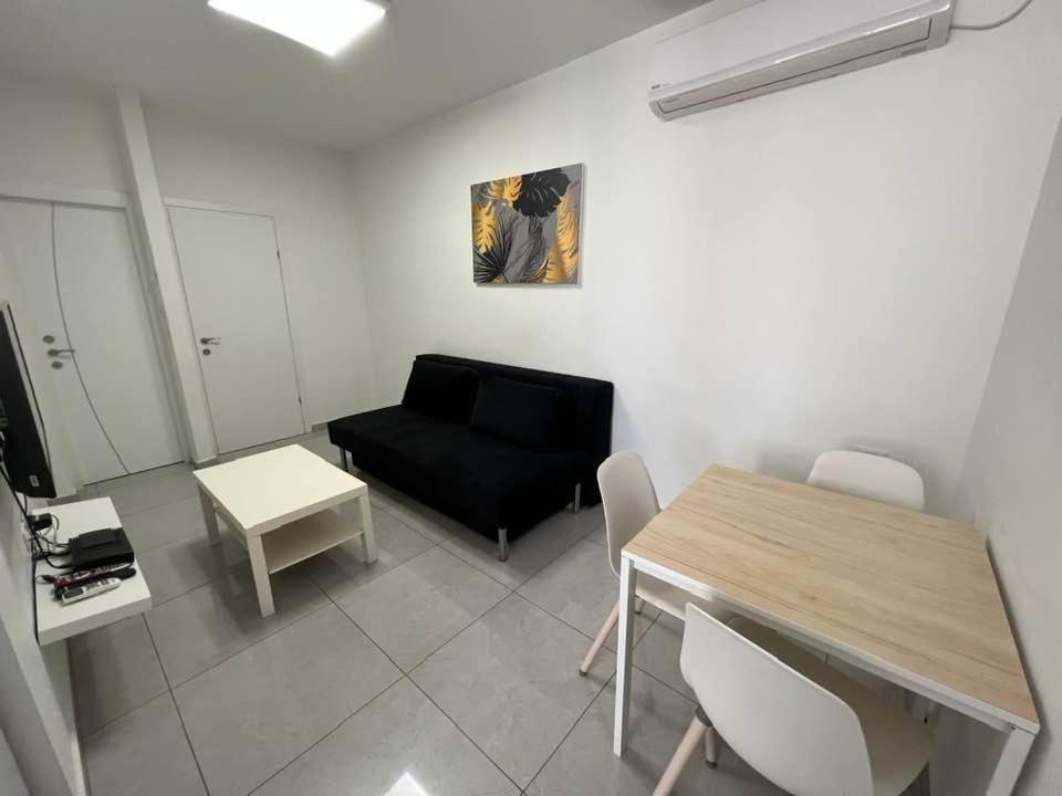 Apartments4You Maya Bat Yam Ngoại thất bức ảnh